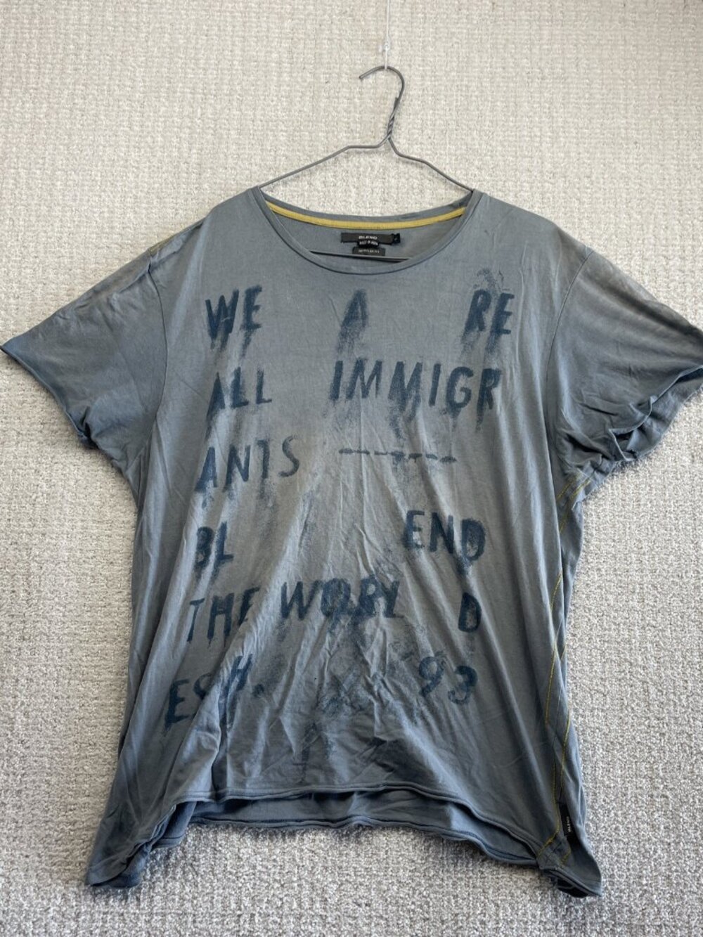 Y2K Blend "We Are All Immigrants" Distressed Graphic T-shirt Punk Grunge Sz L